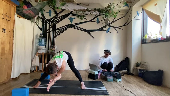 3月) Music flow (Core work!) by Maiko&DJ Satoshi Miya.mov